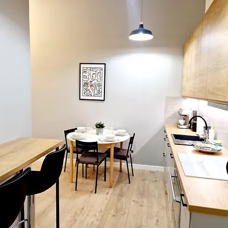 Slowackiego Mtp Self Check-in Apartment *