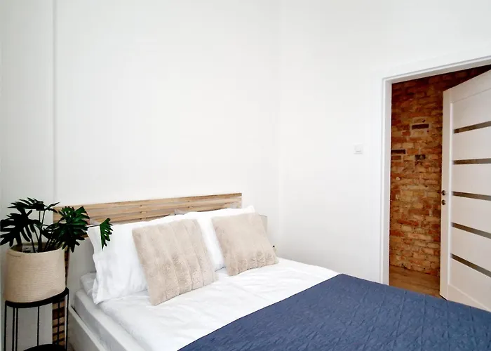 Slowackiego Mtp Self Check-in * Poznan